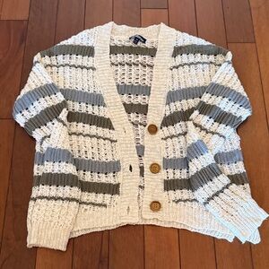 Elegant Striped Cardigan in Cream and Gray
